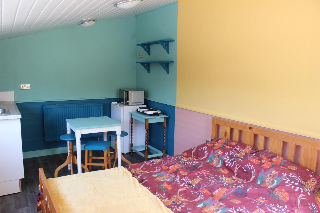 Apartment Poplar Lodge, Dee Valley - Cosy Microlodge With Detached Private Shower & Wc Corwen